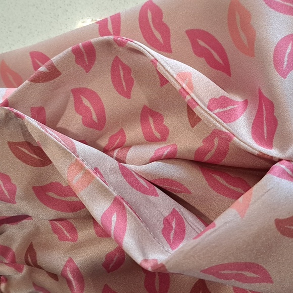 NWT Johnny Was silk pajama set - Picture 12 of 16